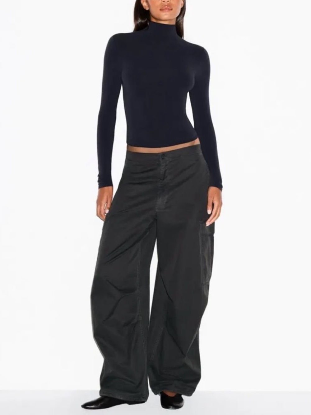 Skims cargo pants xs